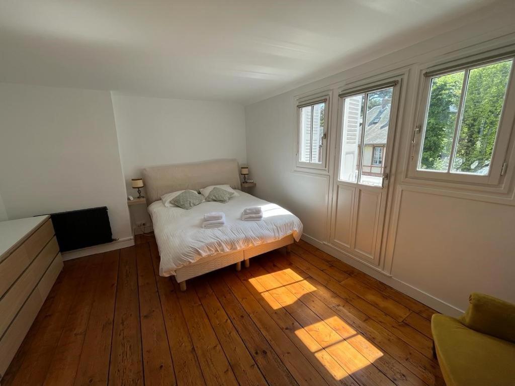 Maison Familiale De Ville A Etretat Ngoại thất bức ảnh