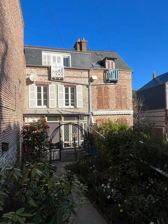 Maison Familiale De Ville A Etretat Ngoại thất bức ảnh
